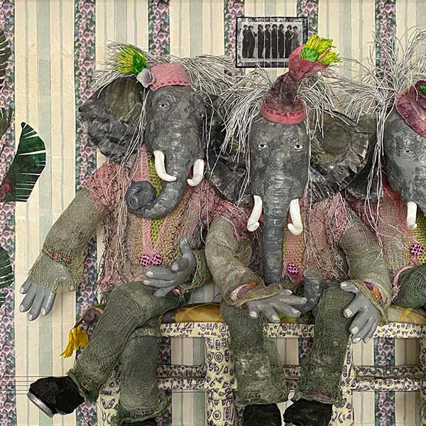 The Elephant - 22 x 30 x 9